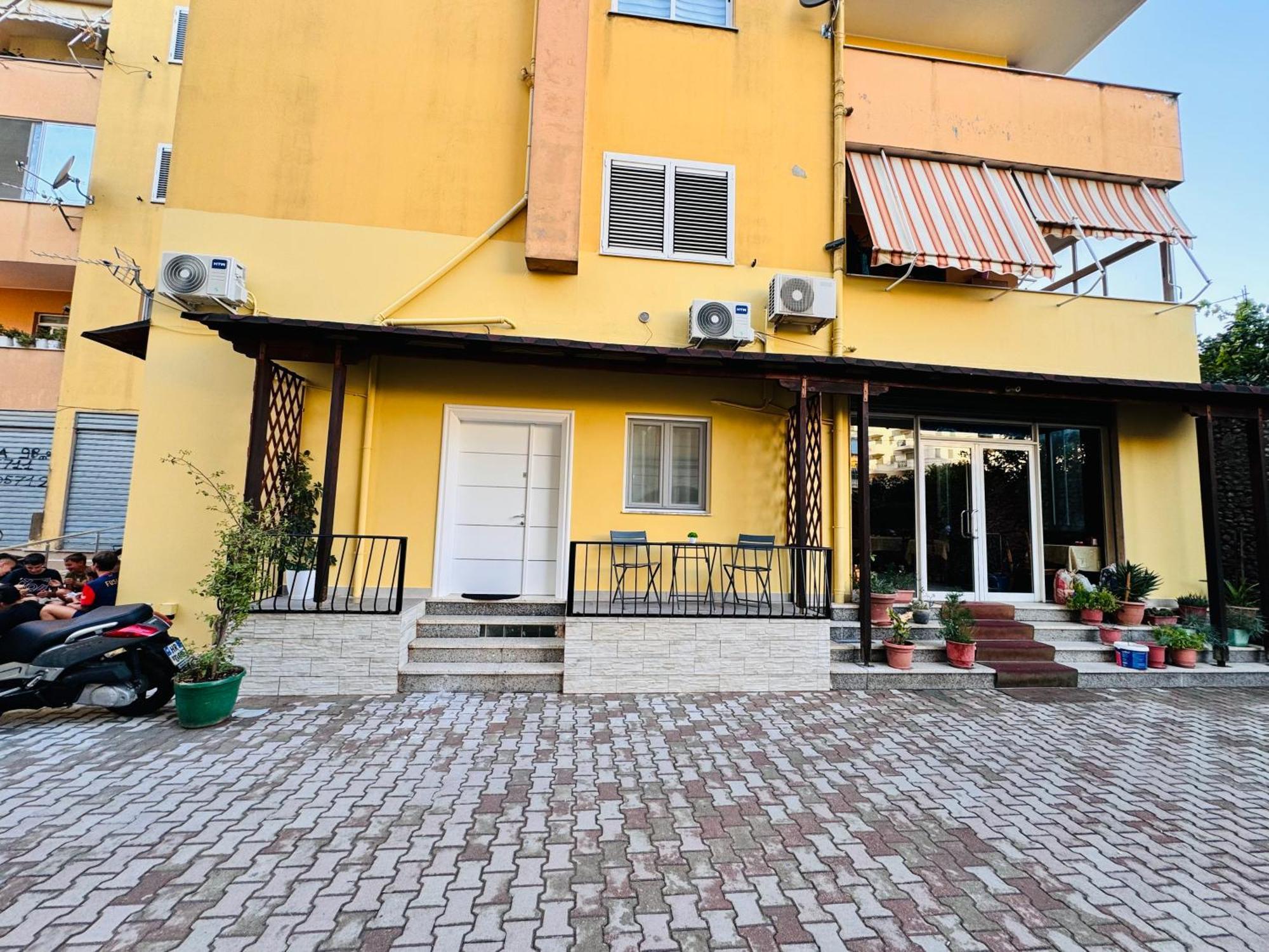 Edi Apartament Center Shkodra Exterior foto